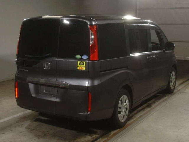 HONDA STEP WAGON 2016