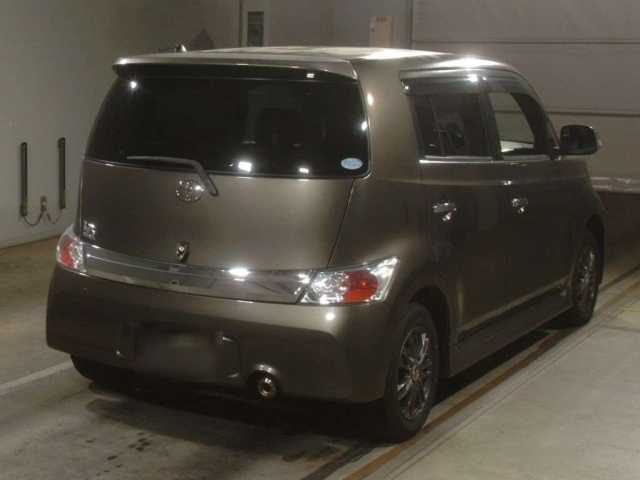 TOYOTA BB 2013