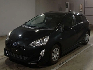 TOYOTA AQUA 2015