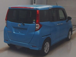 TOYOTA ROOMY 2020