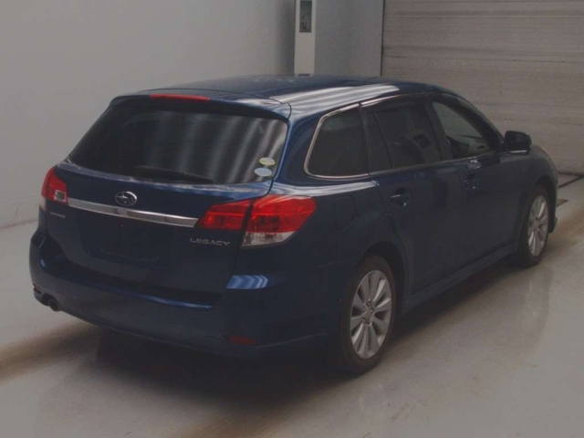 SUBARU LEGACY 2011