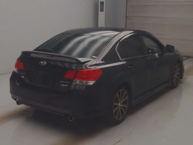 SUBARU LEGACY B4 2013