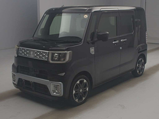 DAIHATSU WAKE 2015