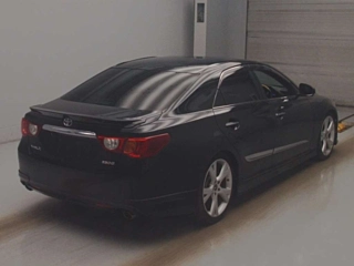 TOYOTA MARK X 2011