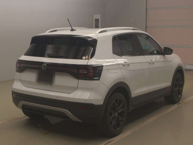 VOLKSWAGEN T-CROSS 2023