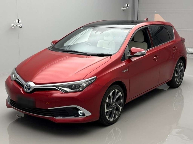 TOYOTA AURIS 2016