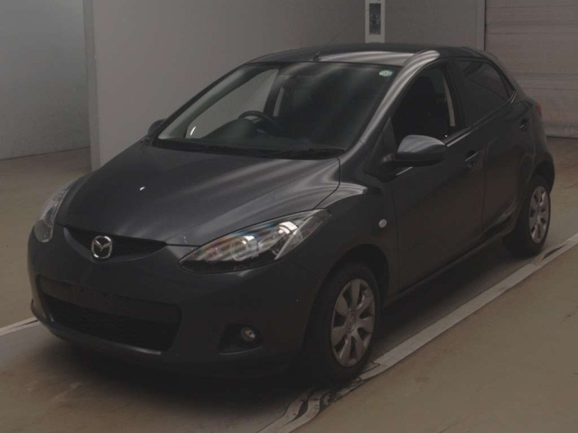 MAZDA DEMIO 2010