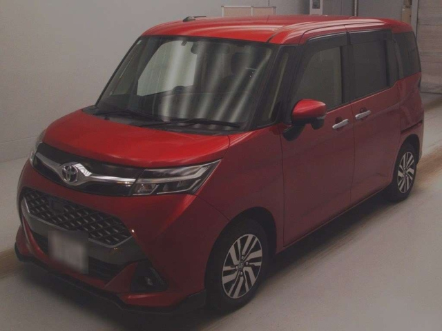 TOYOTA TANK 2017