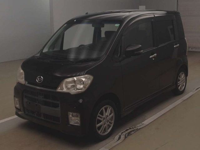 DAIHATSU TANTO EXE 2010