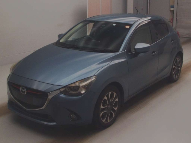 MAZDA DEMIO 2015