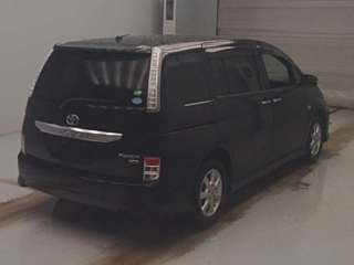 TOYOTA ISIS 2012