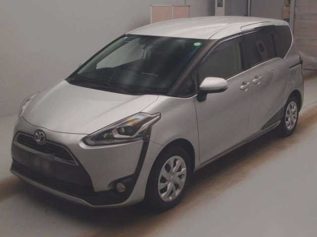 TOYOTA SIENTA 2018