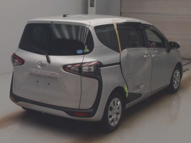TOYOTA SIENTA 2018