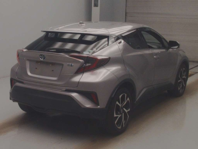 TOYOTA C-HR 2017