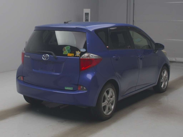 TOYOTA RACTIS 2012