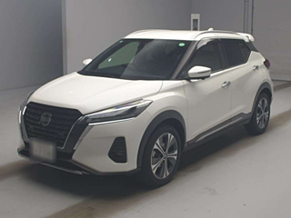 NISSAN KIX 2020