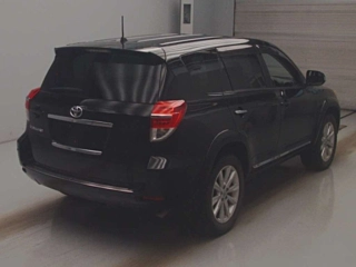 TOYOTA VANGUARD 2010