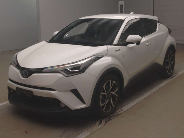 TOYOTA C-HR 2017