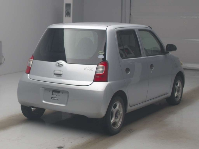 DAIHATSU ESSE 2011