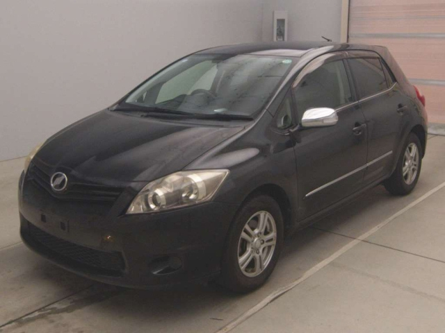 TOYOTA AURIS 2012