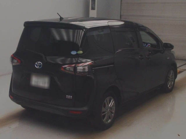TOYOTA SIENTA 2018