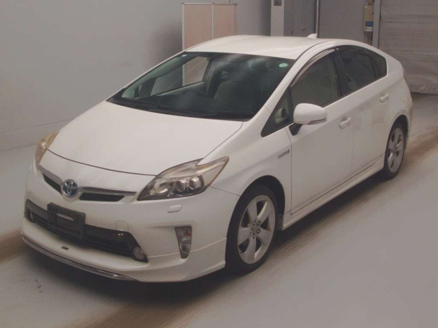TOYOTA PRIUS 2012