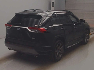 TOYOTA RAV4 2021