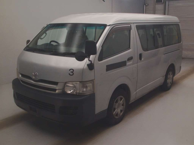 TOYOTA HIACE 2008