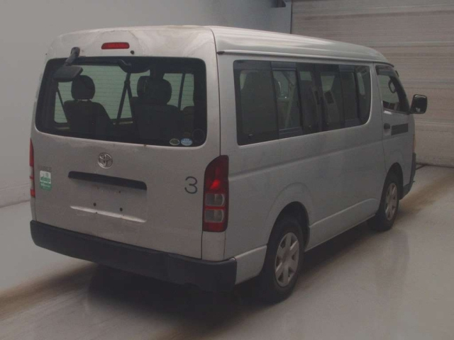 TOYOTA HIACE 2008