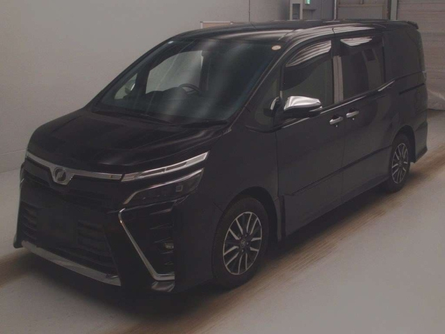 TOYOTA VOXY 2015