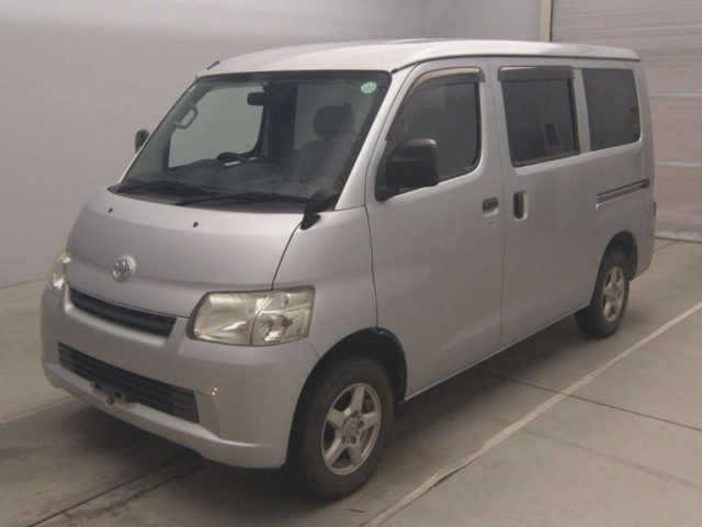 TOYOTA TOWN ACE VAN 2015