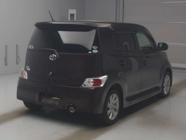 TOYOTA BB 2009