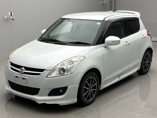 SUZUKI SWIFT 2011