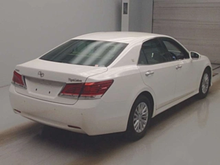 TOYOTA CROWN 2016