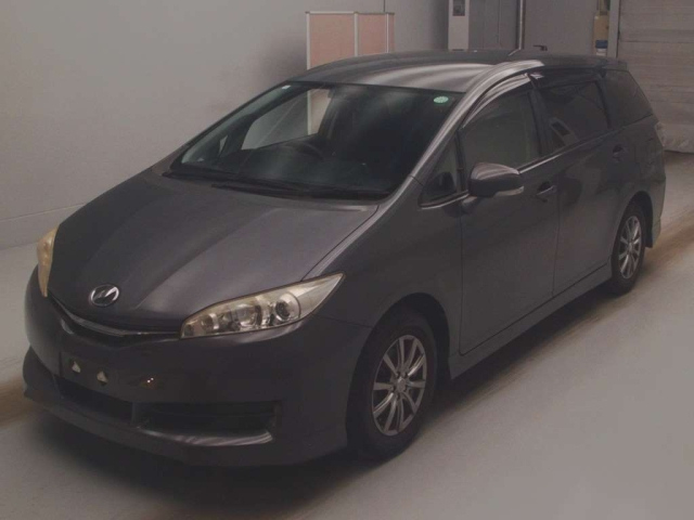 TOYOTA WISH 2012