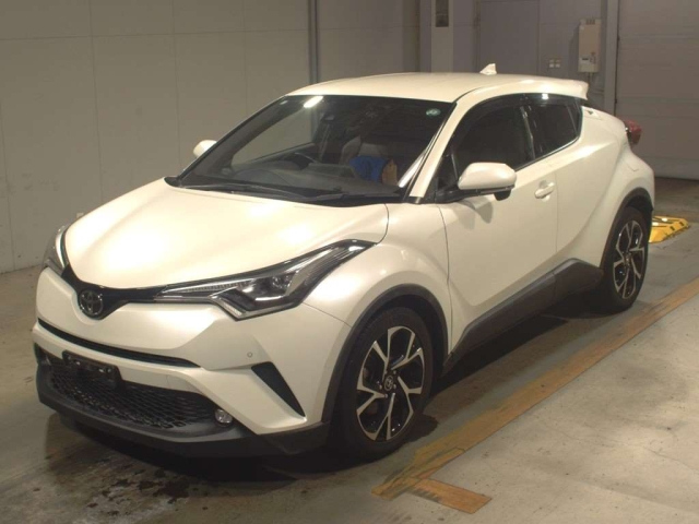 TOYOTA C-HR 2018