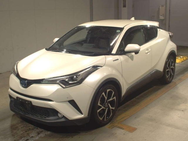 TOYOTA C-HR 2017
