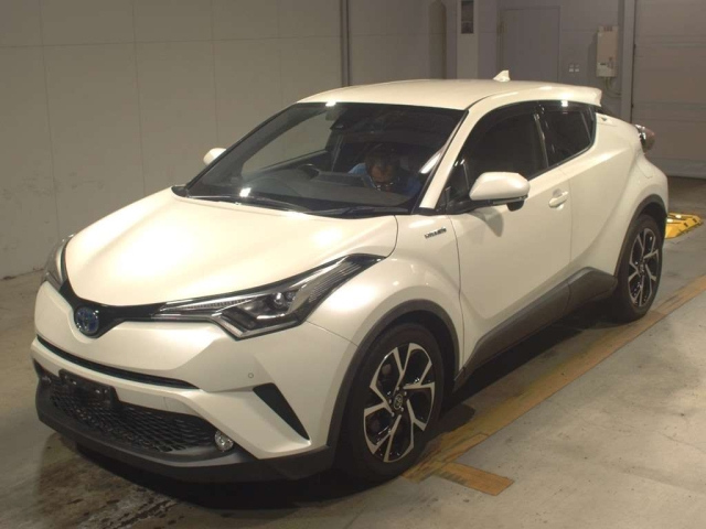 TOYOTA C-HR 2017