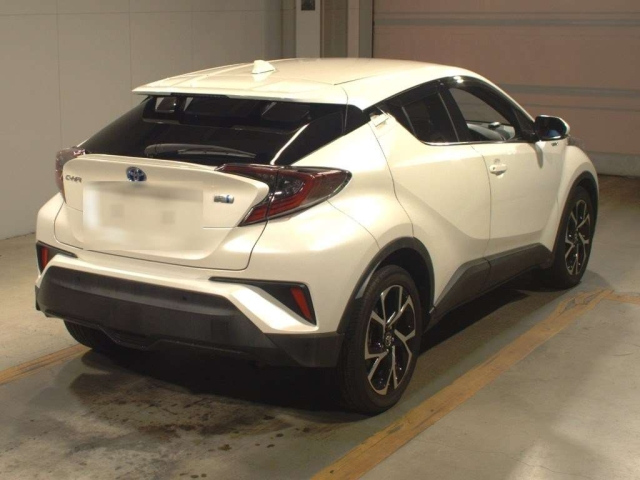TOYOTA C-HR 2017