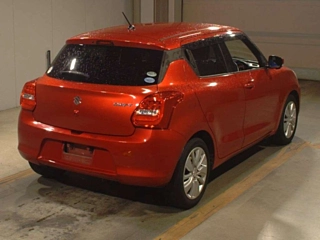 SUZUKI SWIFT 2018