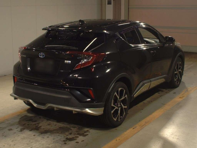TOYOTA C-HR 2018