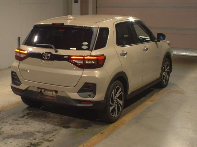 TOYOTA RAIZE 2020