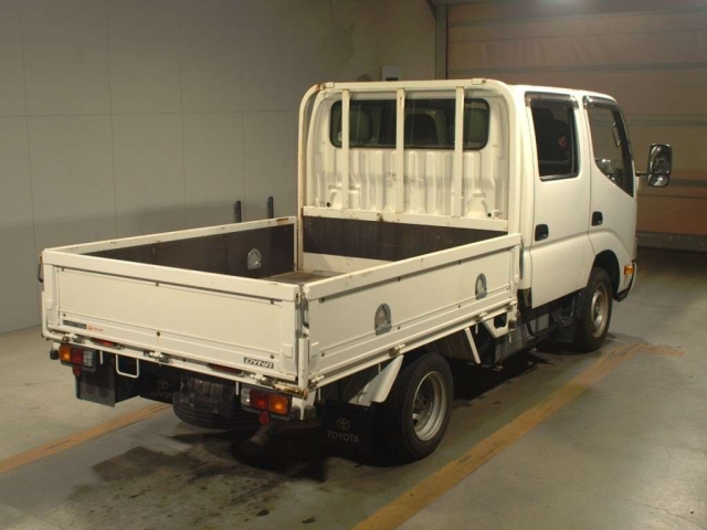 TOYOTA DYNA 2020