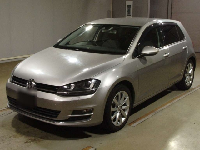 VOLKSWAGEN GOLF 2015