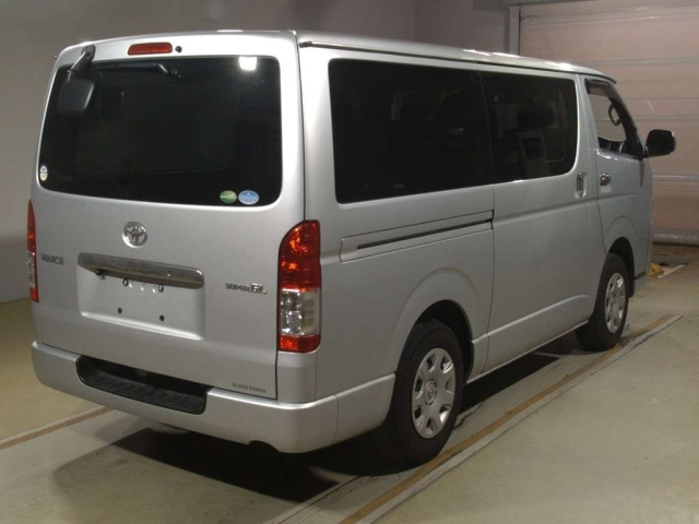 TOYOTA HIACE VAN 2019