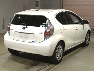 TOYOTA AQUA 2012