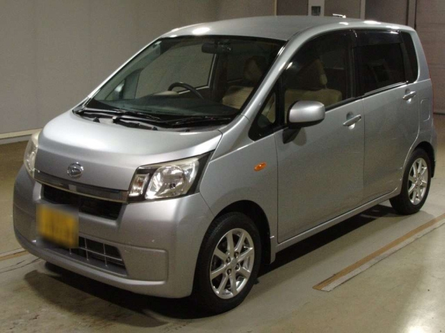 DAIHATSU MOVE 2013