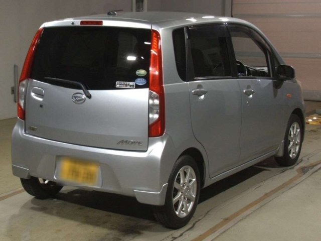 DAIHATSU MOVE 2013
