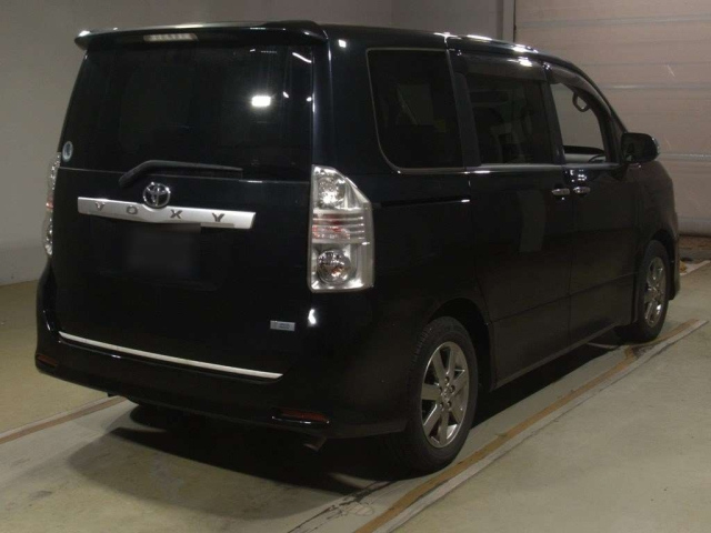 TOYOTA VOXY 2008