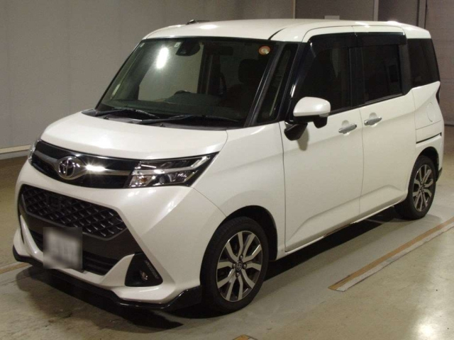 TOYOTA TANK 2018